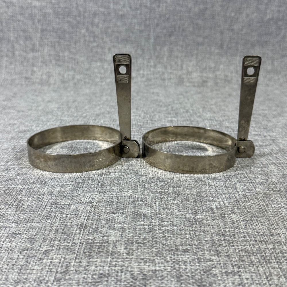 VTG Hoan Egg Rings Set of 2 Metal Foldable Handle Kitchen Tools Retro Brunch MCM